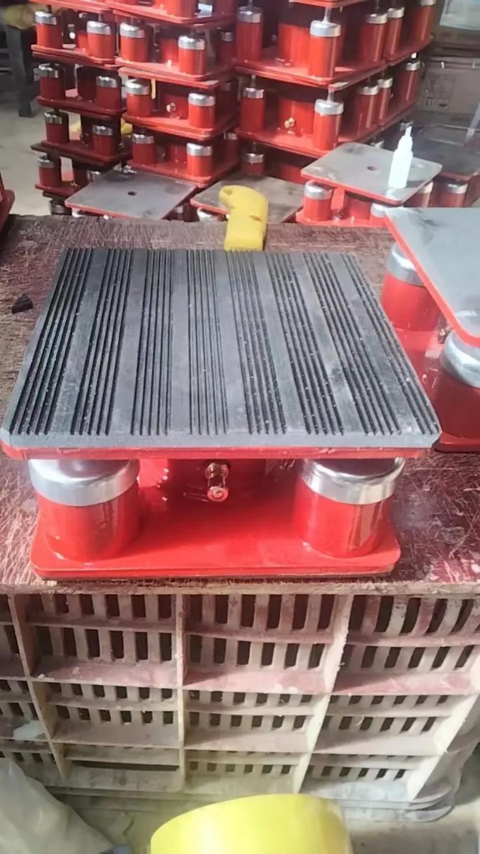 空氣彈簧減振器,風機水泵空調機組裁斷機,柔性密閉容器中加壓緩